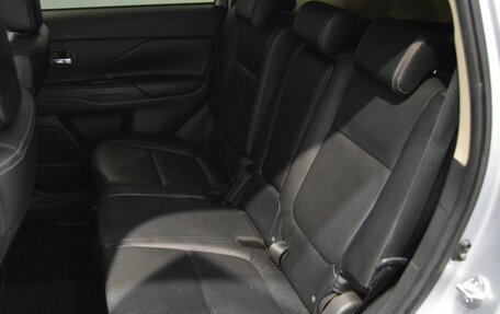 Mitsubishi Outlander III рестайлинг 3, 2012 год, 1 500 000 рублей, 35 фотография