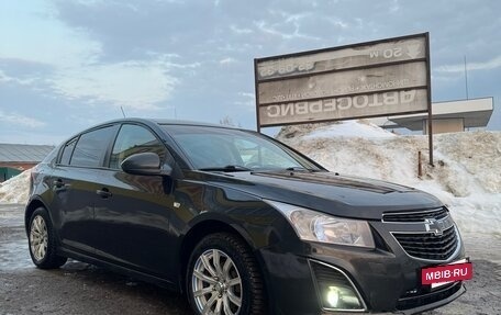 Chevrolet Cruze II, 2013 год, 634 000 рублей, 3 фотография