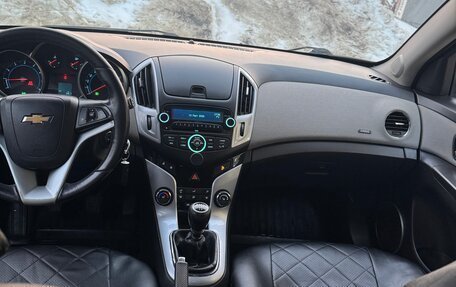 Chevrolet Cruze II, 2013 год, 634 000 рублей, 10 фотография