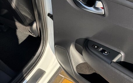 KIA Rio IV, 2019 год, 1 650 000 рублей, 14 фотография