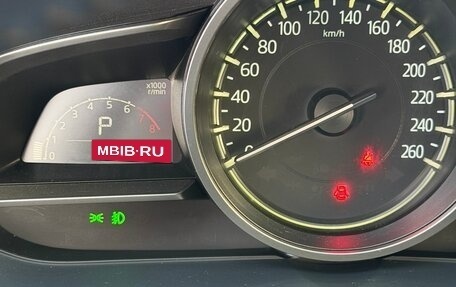 Mazda 3, 2018 год, 1 800 000 рублей, 12 фотография