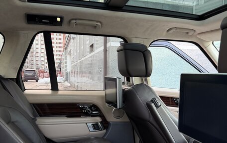 Land Rover Range Rover IV рестайлинг, 2018 год, 7 900 000 рублей, 12 фотография