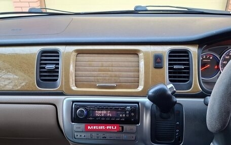 Honda Stepwgn II рестайлинг, 2004 год, 790 000 рублей, 12 фотография