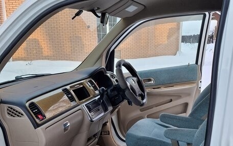 Honda Stepwgn II рестайлинг, 2004 год, 790 000 рублей, 9 фотография