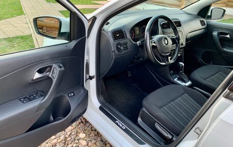 Volkswagen Polo VI (EU Market), 2017 год, 1 400 000 рублей, 23 фотография