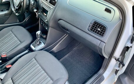 Volkswagen Polo VI (EU Market), 2017 год, 1 400 000 рублей, 28 фотография