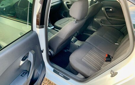 Volkswagen Polo VI (EU Market), 2017 год, 1 400 000 рублей, 29 фотография