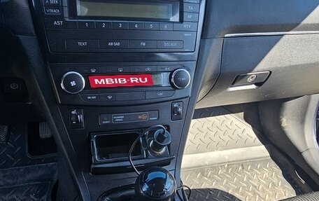 Toyota Avensis III рестайлинг, 2009 год, 850 000 рублей, 24 фотография