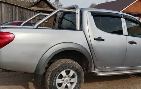 Mitsubishi L200 IV рестайлинг, 2011 год, 1 180 000 рублей, 5 фотография