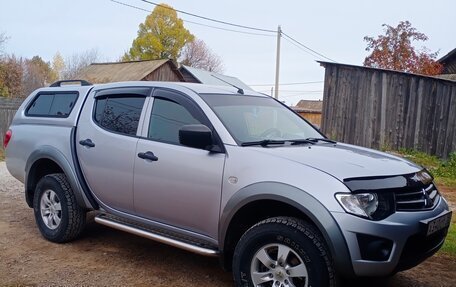 Mitsubishi L200 IV рестайлинг, 2011 год, 1 180 000 рублей, 9 фотография