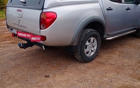 Mitsubishi L200 IV рестайлинг, 2011 год, 1 180 000 рублей, 6 фотография