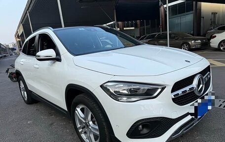 Mercedes-Benz GLA, 2022 год, 2 990 000 рублей, 4 фотография