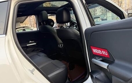 Mercedes-Benz GLA, 2022 год, 2 990 000 рублей, 14 фотография
