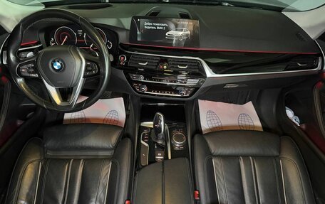 BMW 5 серия, 2019 год, 3 350 000 рублей, 17 фотография