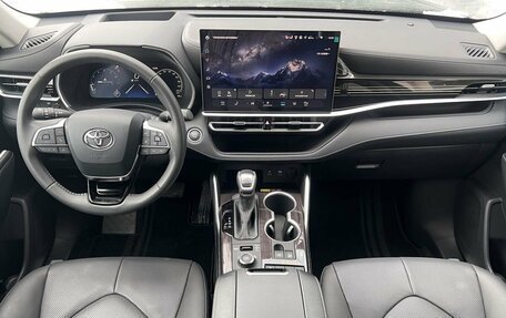 Toyota Highlander, 2025 год, 5 490 000 рублей, 10 фотография