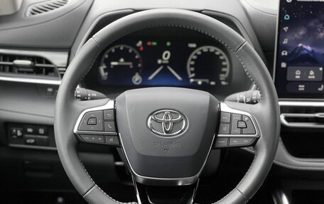 Toyota Highlander, 2025 год, 5 490 000 рублей, 12 фотография