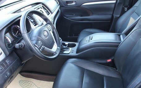 Toyota Highlander III, 2014 год, 2 760 000 рублей, 14 фотография