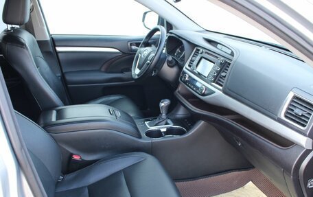 Toyota Highlander III, 2014 год, 2 760 000 рублей, 12 фотография