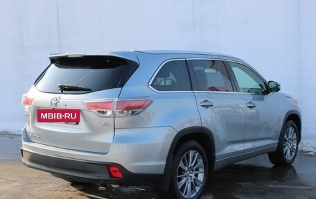 Toyota Highlander III, 2014 год, 2 760 000 рублей, 7 фотография