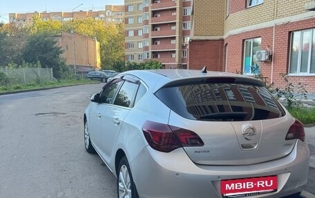 Opel Astra J, 2012 год, 850 000 рублей, 3 фотография