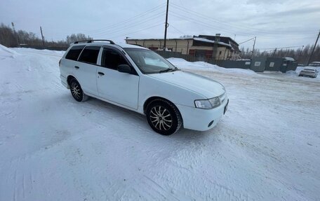 Nissan AD I, 1999 год, 185 000 рублей, 2 фотография