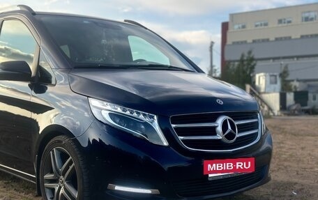 Mercedes-Benz V-Класс, 2018 год, 4 299 000 рублей, 15 фотография