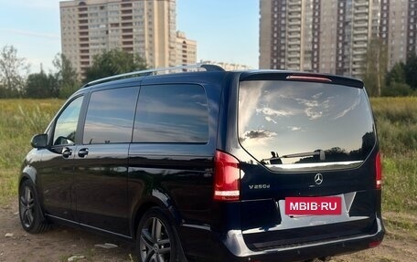 Mercedes-Benz V-Класс, 2018 год, 4 299 000 рублей, 9 фотография