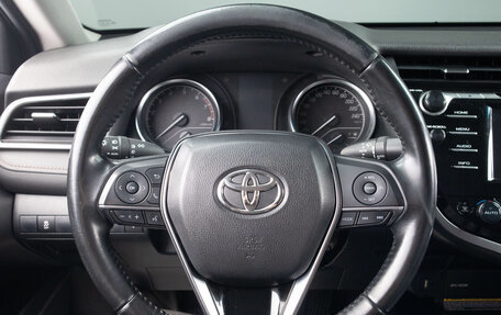 Toyota Camry, 2019 год, 2 649 000 рублей, 10 фотография