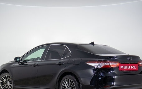 Toyota Camry, 2019 год, 2 649 000 рублей, 7 фотография