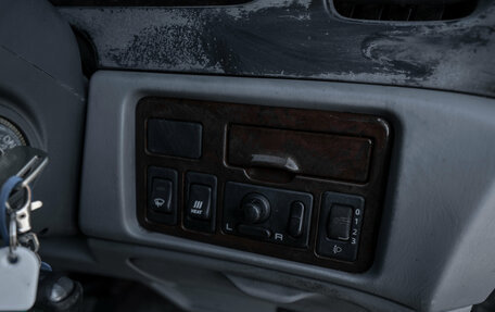 Nissan Presage I, 1999 год, 495 000 рублей, 17 фотография