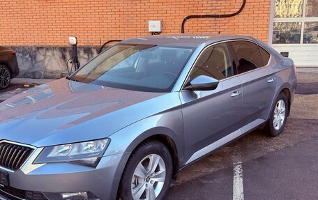 Skoda Superb III рестайлинг, 2018 год, 1 790 000 рублей, 1 фотография