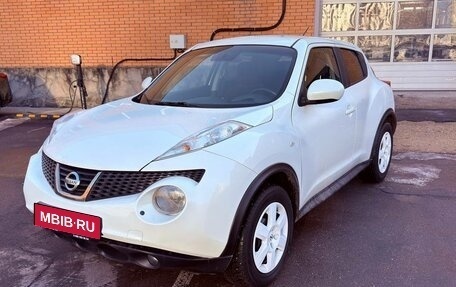 Nissan Juke II, 2011 год, 840 000 рублей, 1 фотография