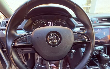 Skoda Superb III рестайлинг, 2018 год, 1 790 000 рублей, 7 фотография