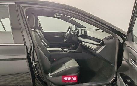 Toyota Camry, 2025 год, 4 990 000 рублей, 18 фотография