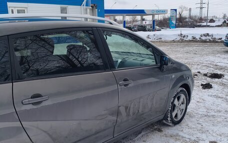 Toyota Corolla Verso I, 2006 год, 750 000 рублей, 2 фотография