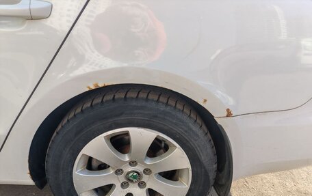 Skoda Superb III рестайлинг, 2012 год, 790 000 рублей, 10 фотография