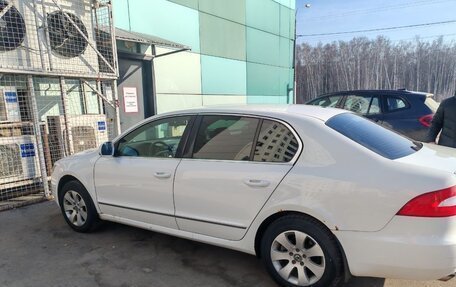 Skoda Superb III рестайлинг, 2012 год, 790 000 рублей, 11 фотография