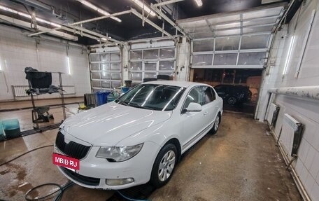 Skoda Superb III рестайлинг, 2012 год, 790 000 рублей, 2 фотография