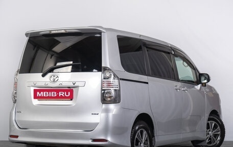 Toyota Voxy II, 2008 год, 1 349 000 рублей, 6 фотография