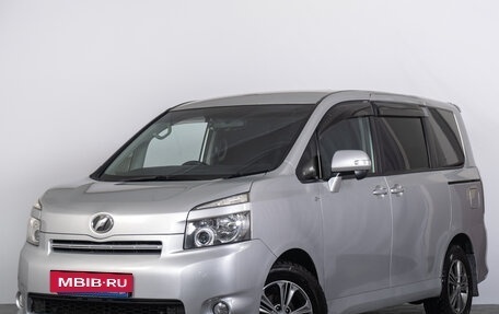 Toyota Voxy II, 2008 год, 1 349 000 рублей, 2 фотография