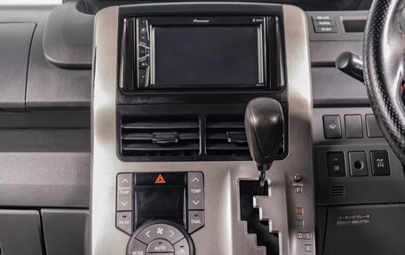 Toyota Voxy II, 2008 год, 1 349 000 рублей, 13 фотография