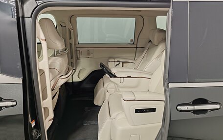 Lexus LM, 2025 год, 18 500 000 рублей, 11 фотография