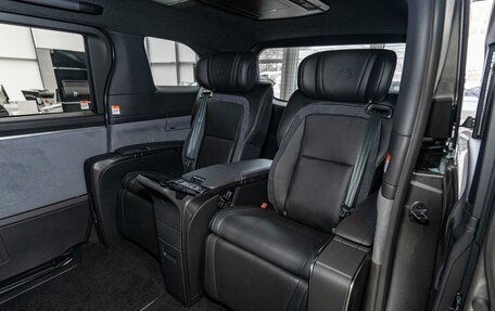 Lexus LM, 2024 год, 18 500 000 рублей, 12 фотография