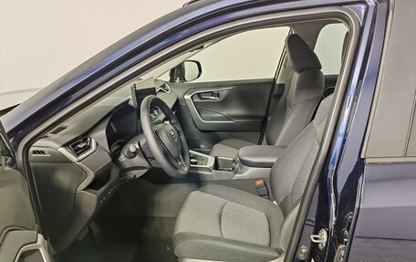 Toyota RAV4, 2025 год, 5 200 000 рублей, 16 фотография