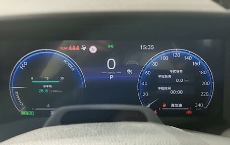 Toyota Camry, 2025 год, 5 550 000 рублей, 13 фотография