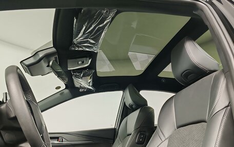 Toyota Camry, 2025 год, 4 990 000 рублей, 14 фотография