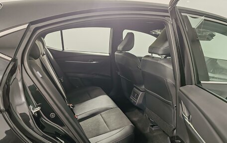 Toyota Camry, 2025 год, 4 990 000 рублей, 26 фотография