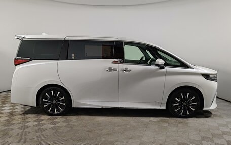 Toyota Alphard, 2025 год, 15 900 000 рублей, 6 фотография
