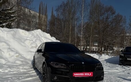 BMW 5 серия, 2013 год, 1 850 000 рублей, 4 фотография