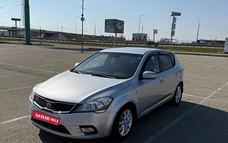 KIA cee'd I рестайлинг, 2010 год, 750 000 рублей, 1 фотография